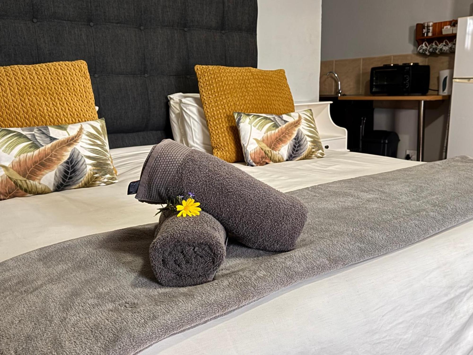The Palms Venue & Accommodation Cradock Eksteriør bilde