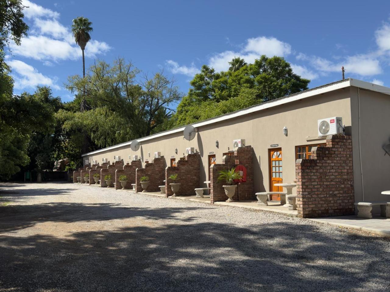 The Palms Venue & Accommodation Cradock Eksteriør bilde